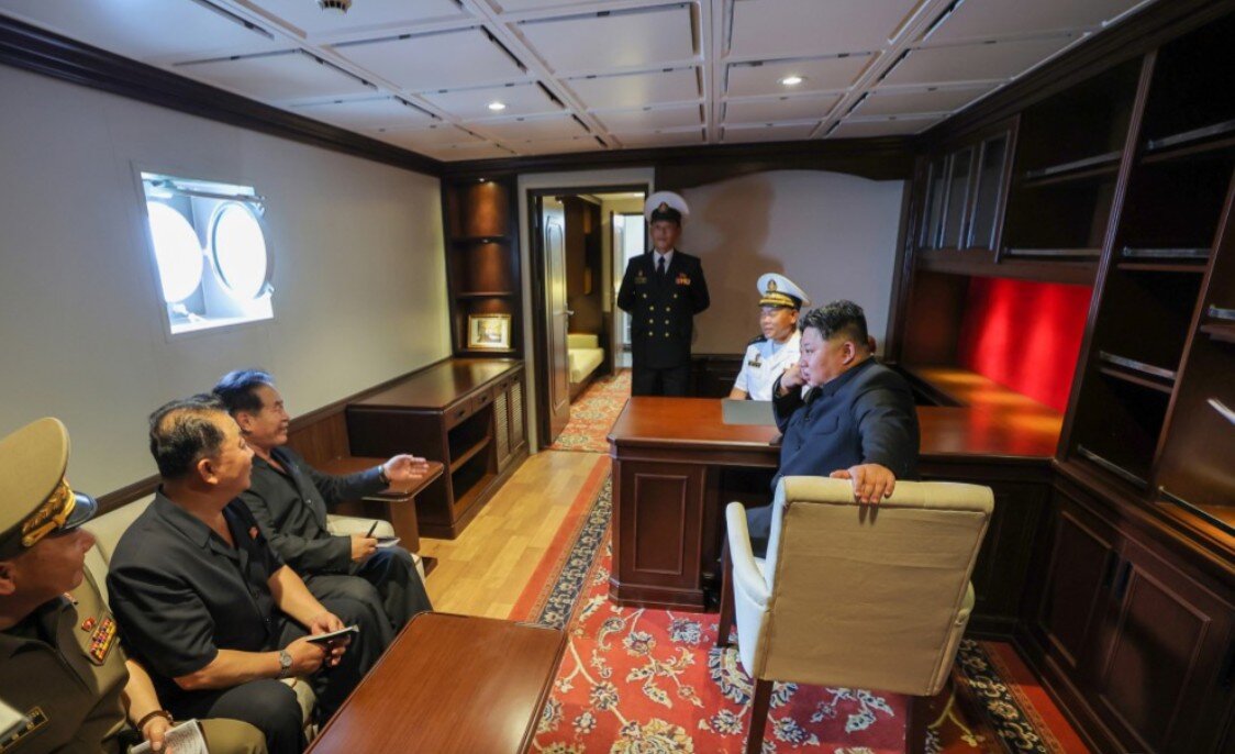 دستور هسته‌ای کیم جونگ اون در پاسخ به رزمایش کره جنوبی و آمریکا+تصاویر