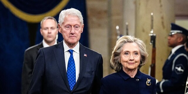 کلینتونها مجبور به بازجویی تحت سوگند شدند کلینتونها مجبور به بازجویی تحت سوگند شدند