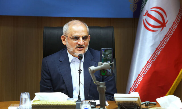 حاجی‌میرزایی: اگر قحطی می‌شد، گرانی به چشم نمی‌آمد / دولت مانع بروز قحطی در جنگ شد