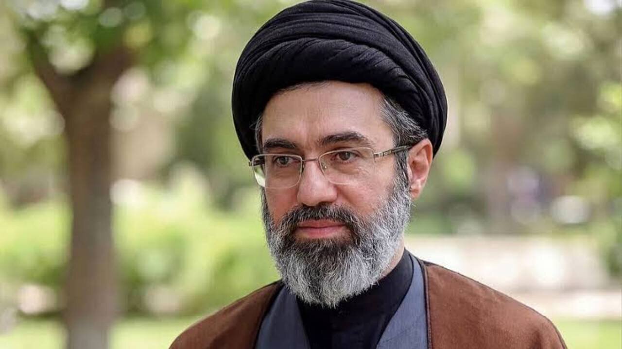 جدیدترین پست رسانه رهبر انقلاب و بازنشر سخنان ایشان؛ قاطعانه اعلام میکنم که ارتکاب هر آنچه به‌ضرر انسجام اجتماعی باشد، ممنوع است